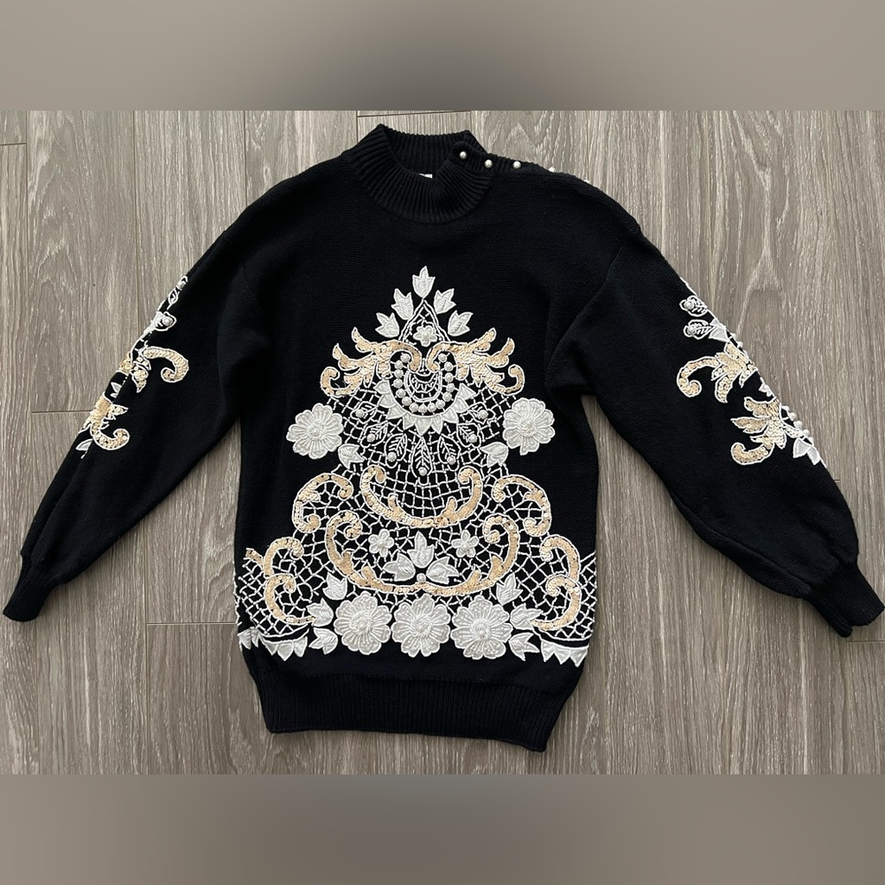 Beautiful heavily beaded vintage sweater size S Bonnie Boerer